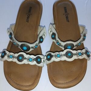 Minnetonka Women's Beaded Sandals - White and Blue